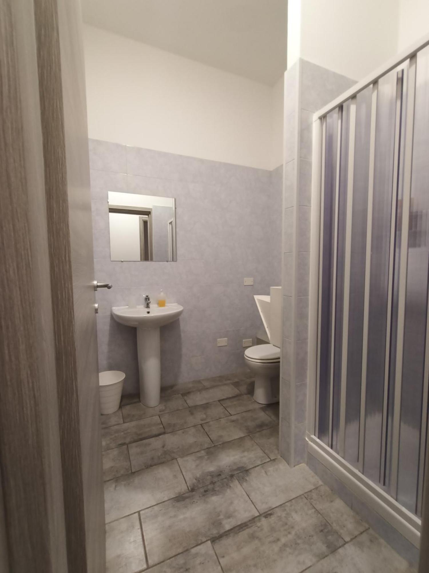 גראסוביו Airport Boulevard Guesthouse מראה חיצוני תמונה